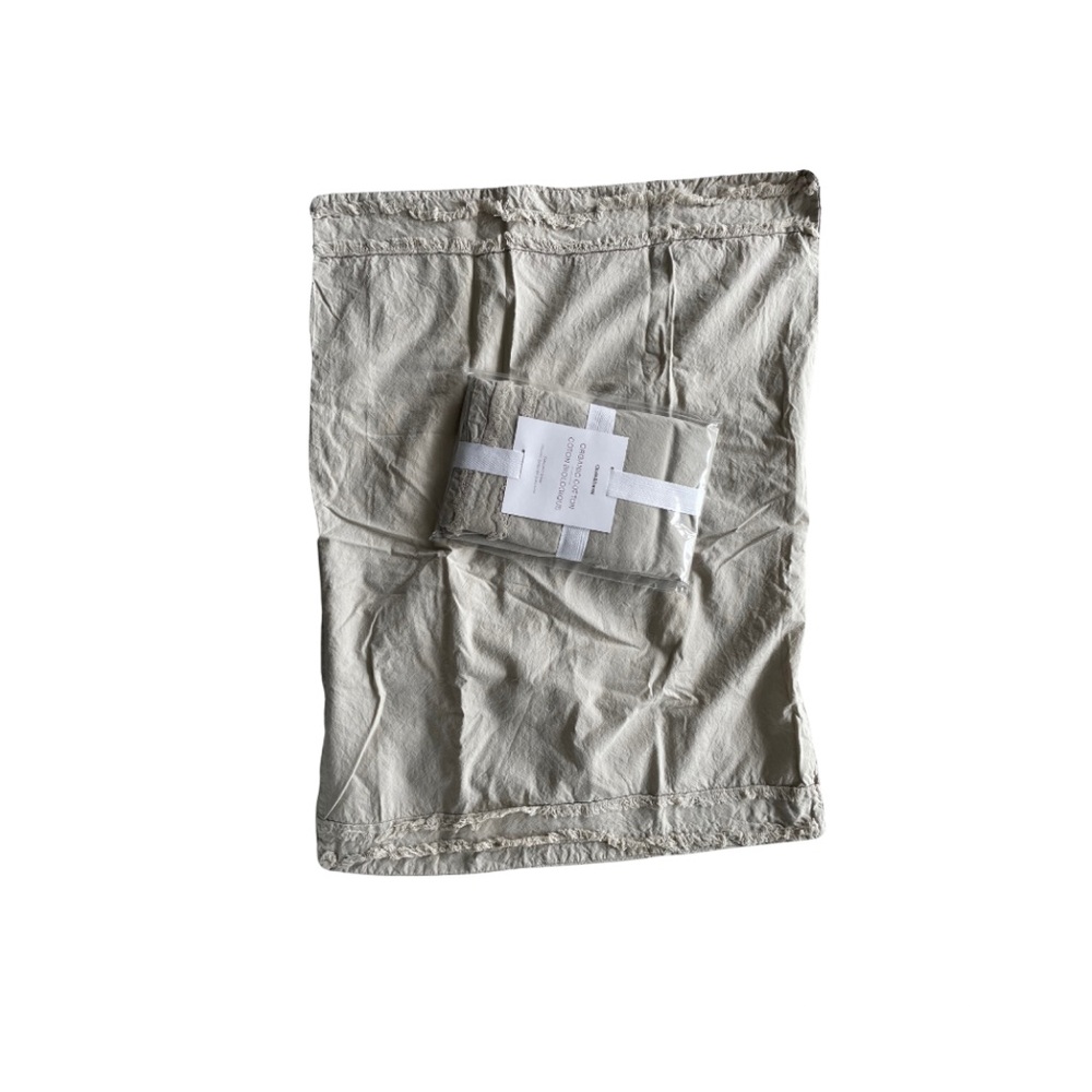 2 Crate & Barrel Organic Cotton Standard Shams - NWT